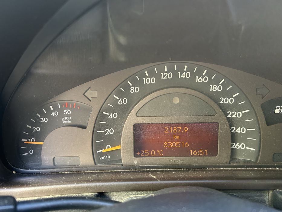 Mercedes-Benz C 200 CDI (W203), de 2002