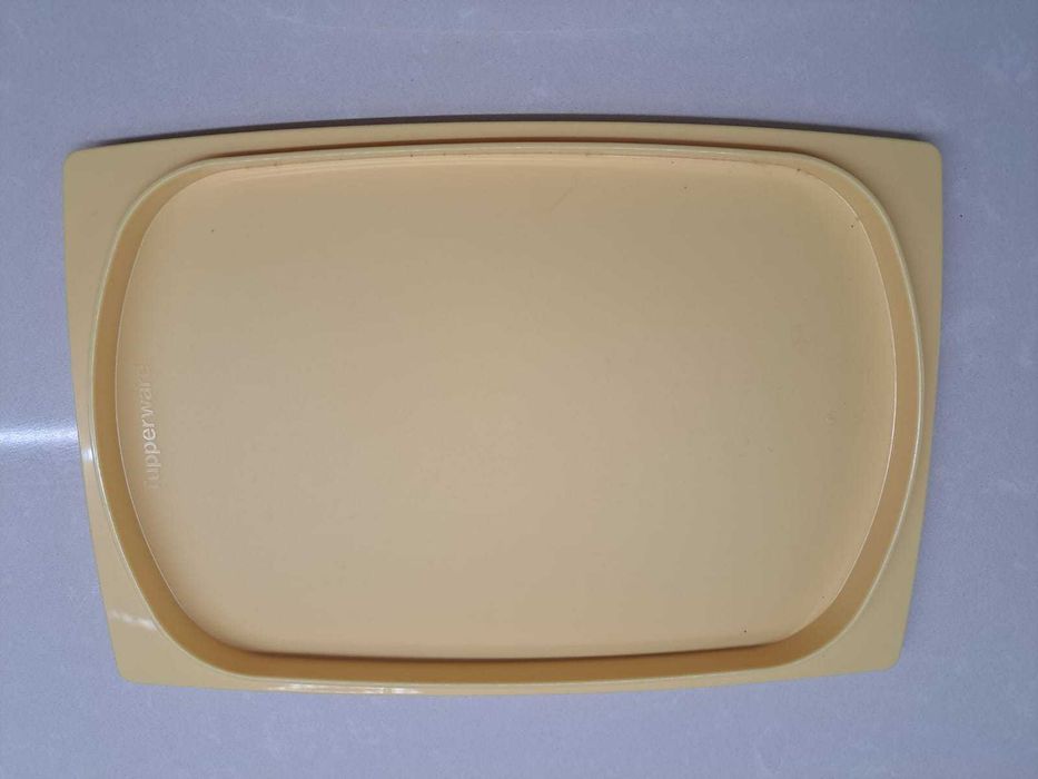 Queijeira retangular Tupperware64729801398530123