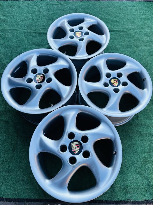 Диски різноширокі 5/130 R18 Porshe