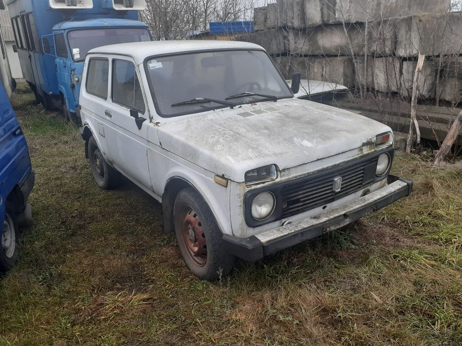 Продам ниву 1990рік в робочому стані