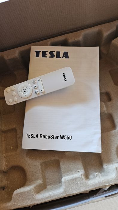 Robot sprzątający myjący okna Tesla - NIE DZIAŁA - do naprawy