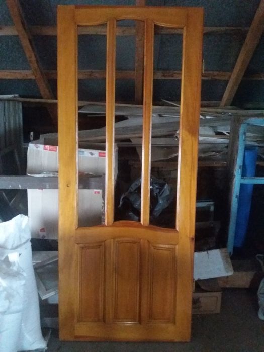 Продаються двері, нові, без скла. З коробкою