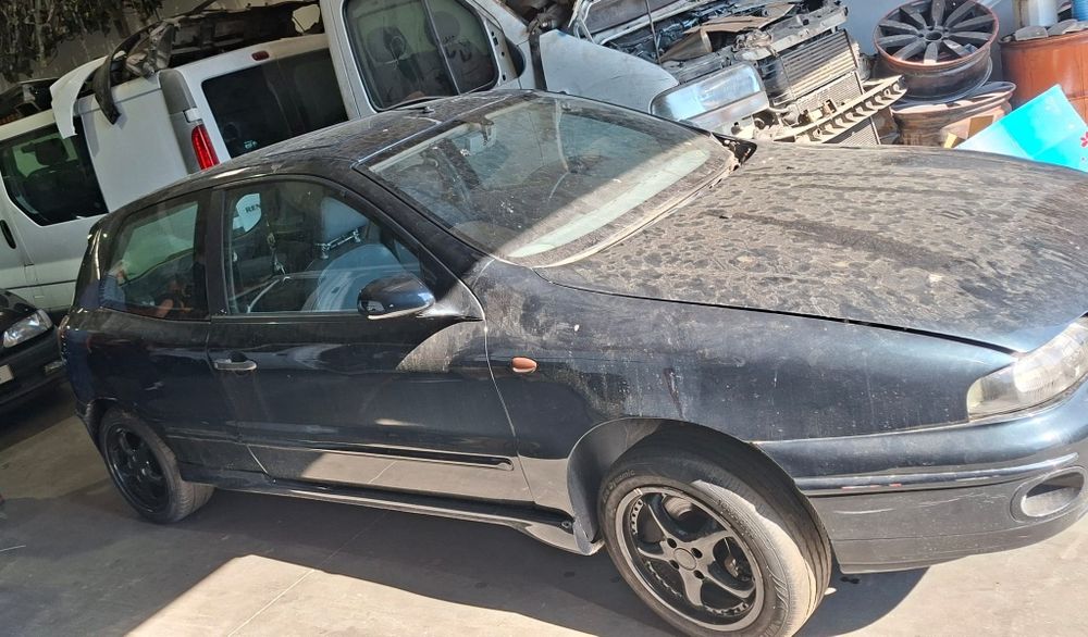 Fiat bravo I 1.4i 12v 
Ref:182a3000