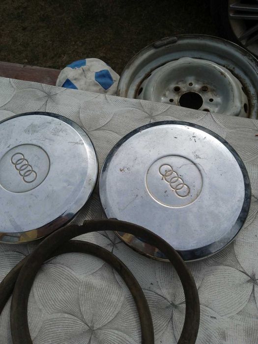 Oryginalne dekielki/kapsle chromowane do starych kół Audi 80 100