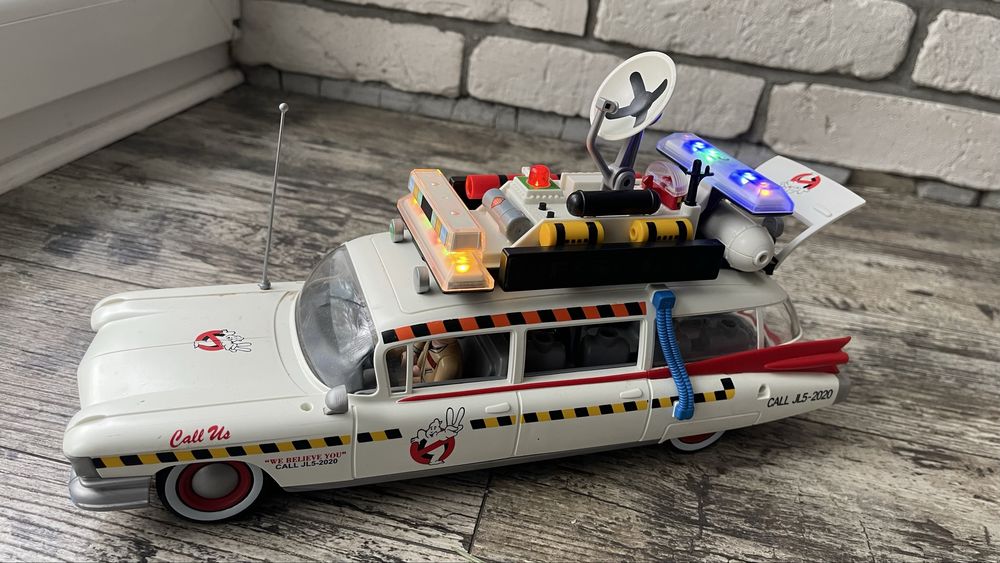 Playmobile Ghostbusters - Auto ECTO-01 + Marshmallow Man