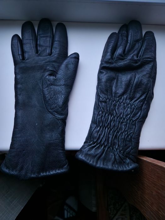 Продам перчатки женские