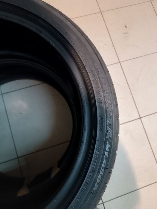 Bridgestone Potenza RE050A 215/40r17