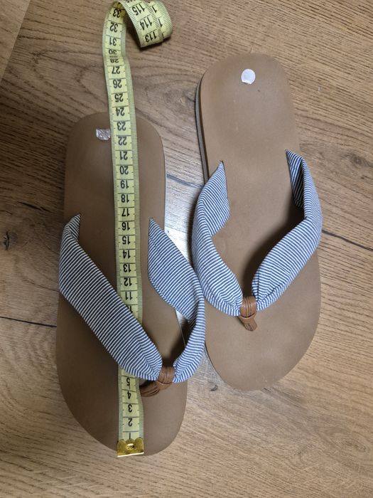 Шльопанці Braska