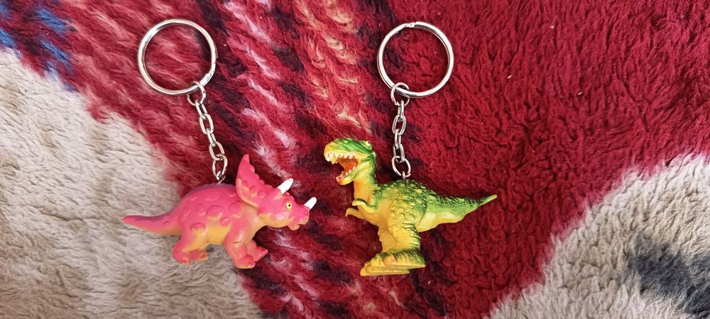 Zestaw 2 breloków dinozaury