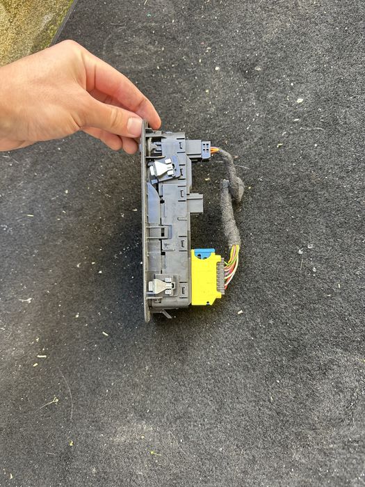 Módulo de botoes de vidros Peugeot 308
