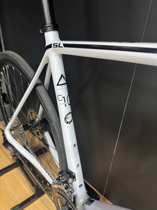 Fuji SL Disc 2.1 Polar White Shimano 105 2x12