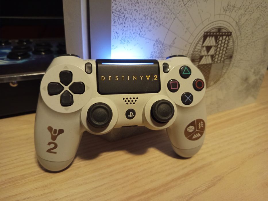 Ps4 Destiny + comando oficial