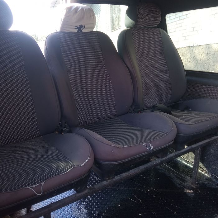 Пежо експерт 2005