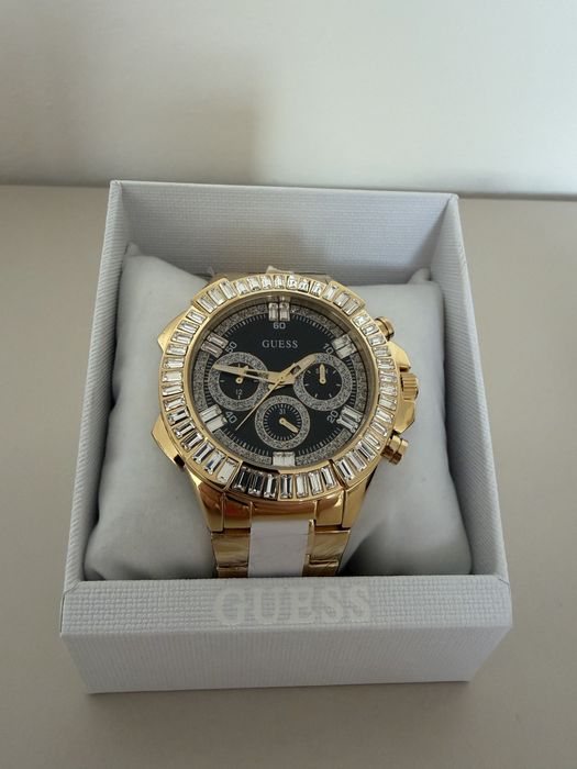 Zegarek meski zloty firmy Guess