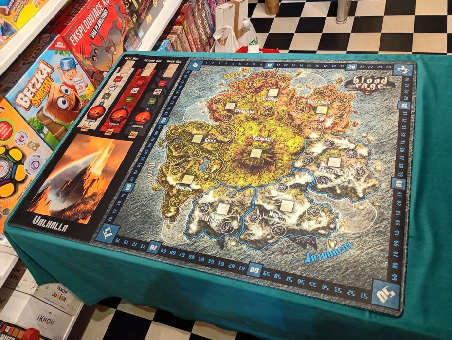 Kolekcjonerska mata do gry BLOOD RAGE +gratis