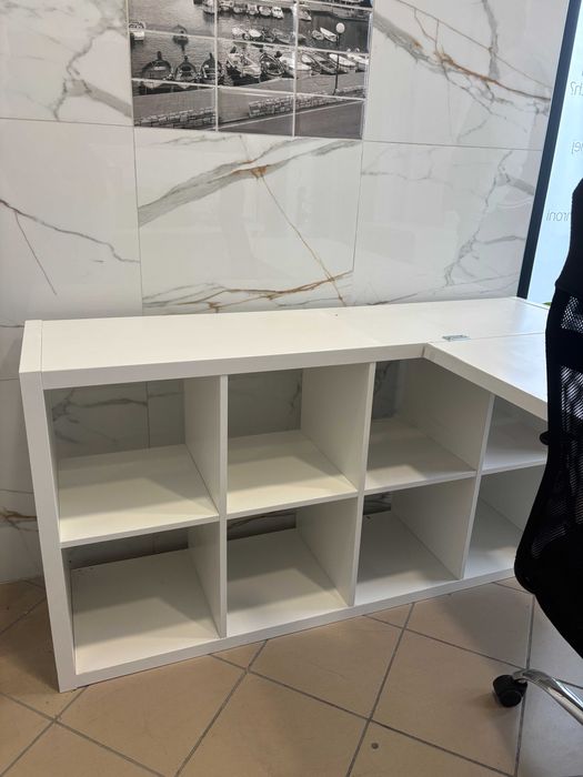 Zestaw: regał „szachownica” + biurko – biały, bardzo dobry stan