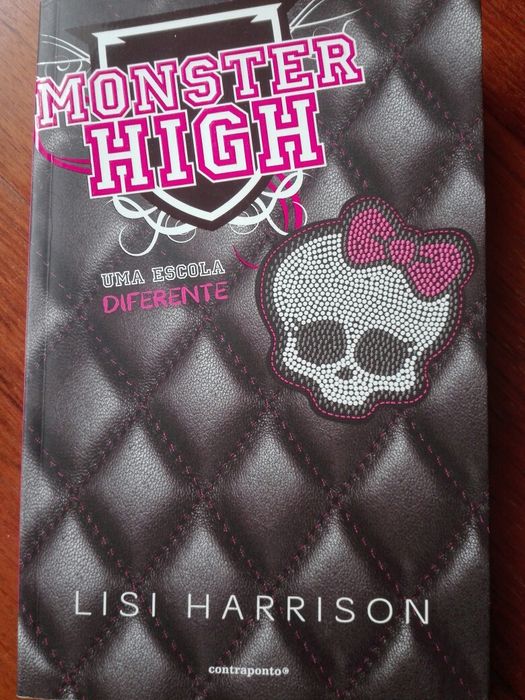 Livro Monster High Uma Escola Diferente