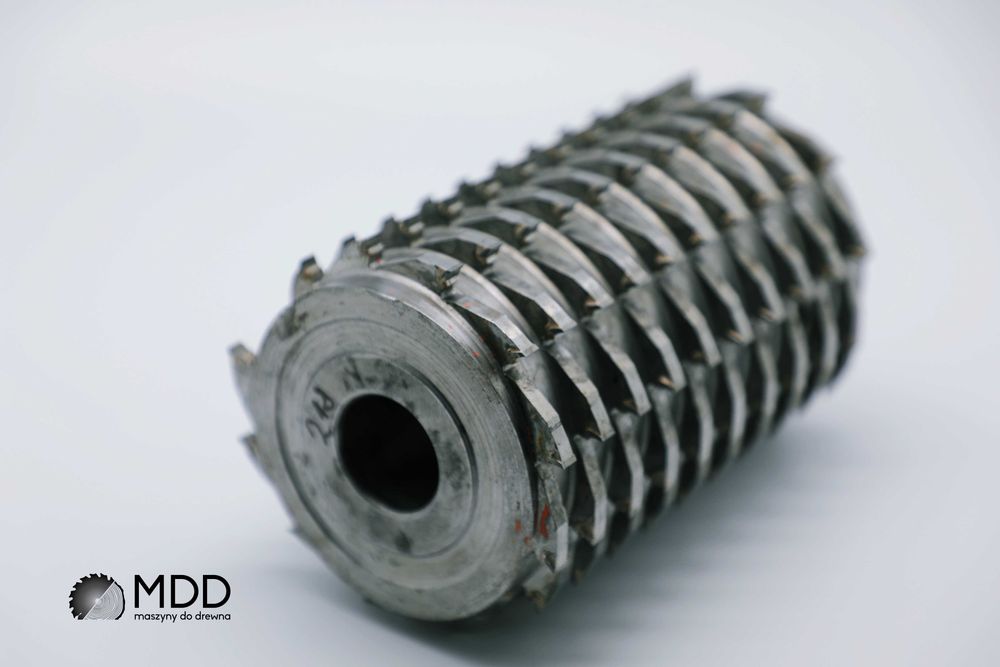 A218. Głowica stalowa 125x180x35 jeżowa