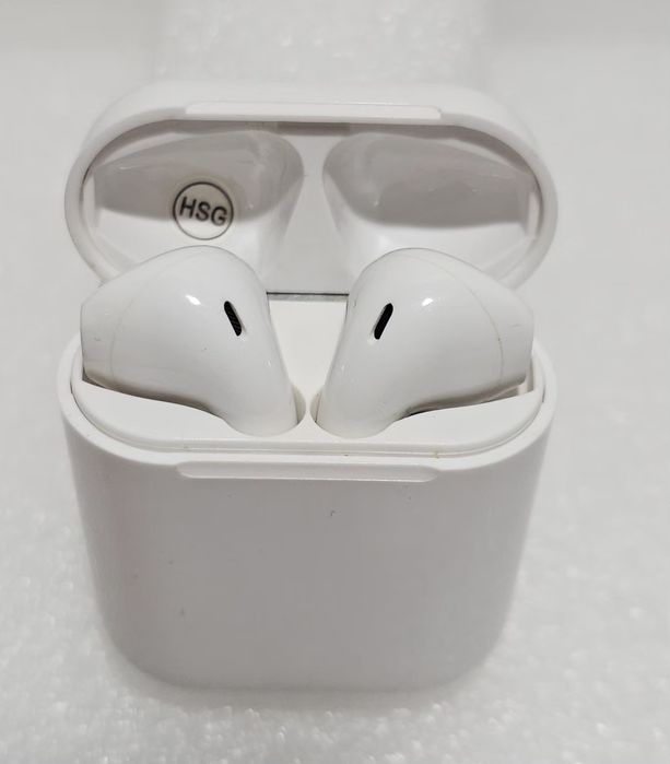 Auriculares sem fios Bluetooth i12 TWS.