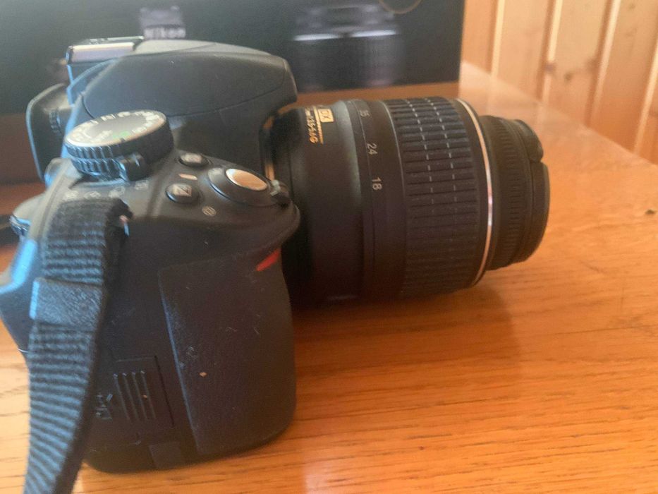 Nikon D3100 + 18-55 VR + карта пам’яті + сумка