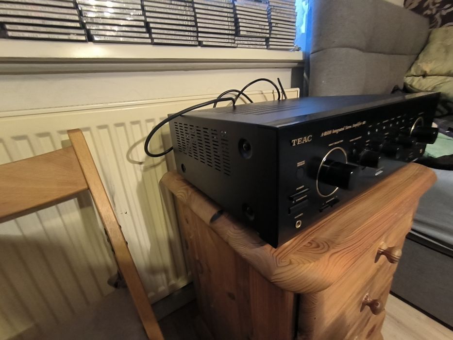Wzmacniacz TEAC  A-R600