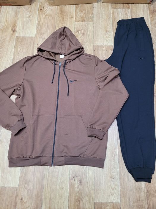 Мужские спортивные костюмы NIKE. Турция. 2xl- 6xl. 2 нитки.