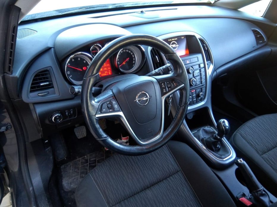 OPEL ASTRA J - 2015 - Para Peças