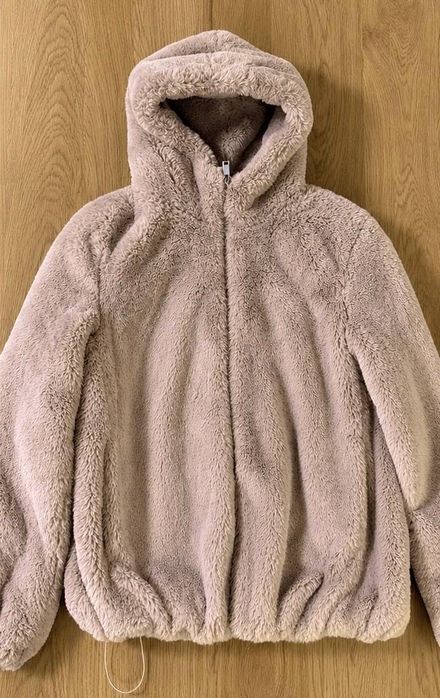 Коротка еко-шубка тедді з капюшоном Reserved (розмір S / 36)