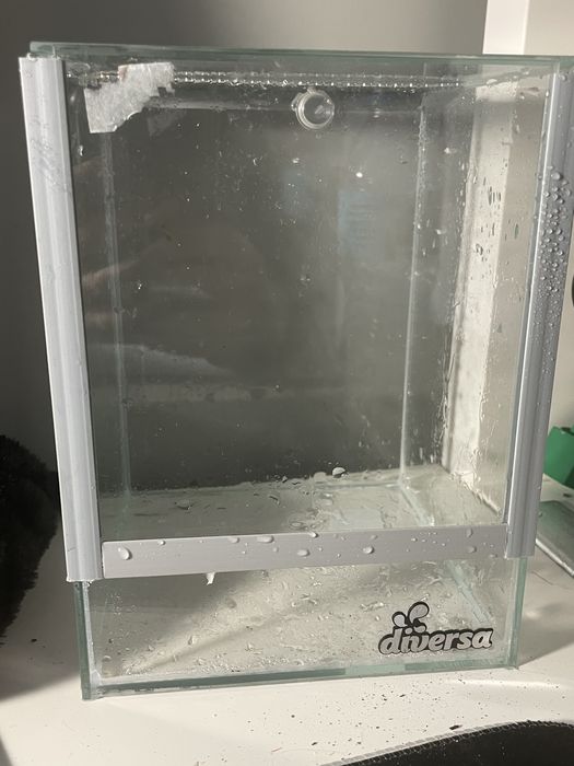 Sprzedam terrarium dla pajaka,jaszczurki itp