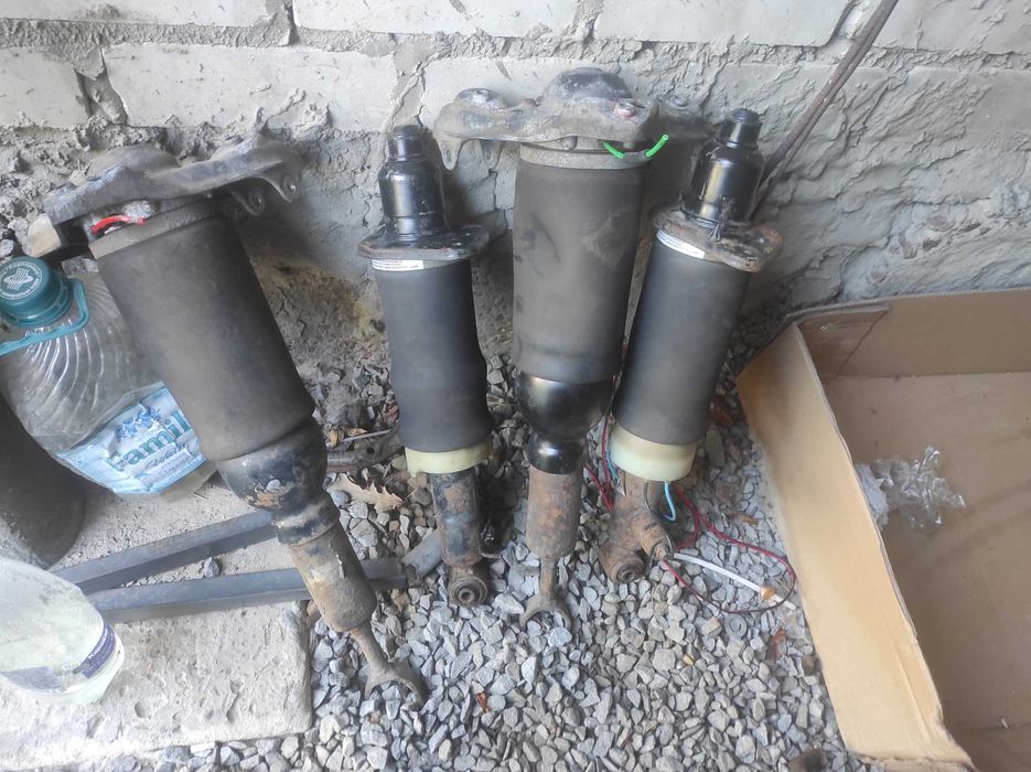 Пневмопідвіска Ауді а6 с5 олроуд