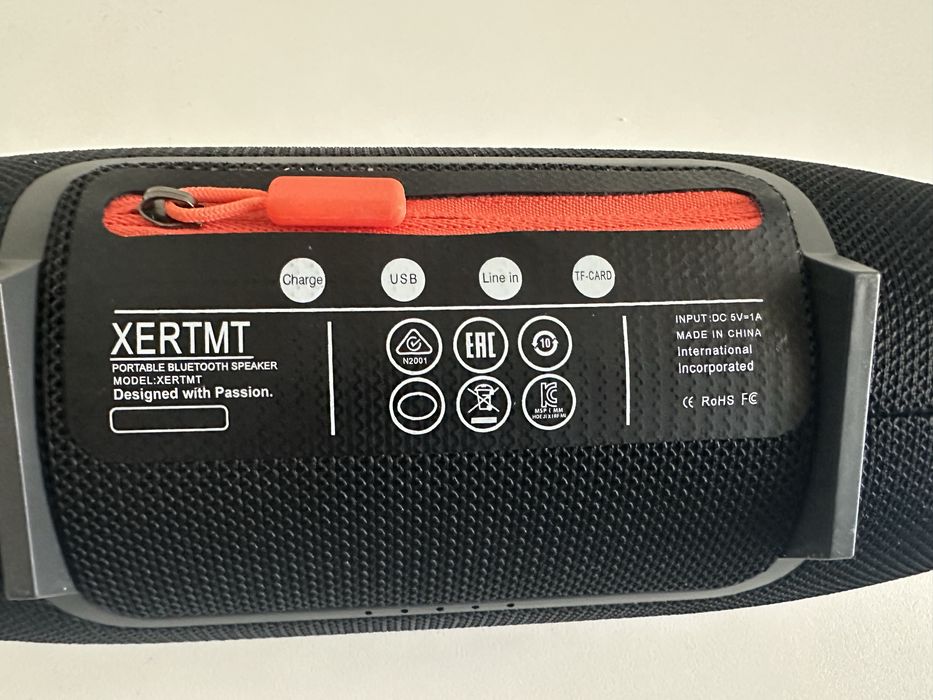 Блютуз колонка