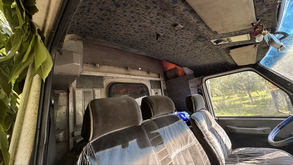 Автомобіль Іveco daily і Citroen jamper