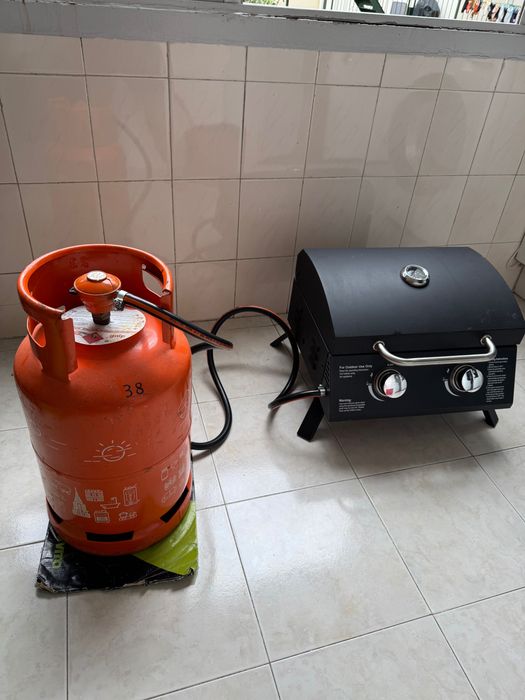 Churrasqueira com Botija