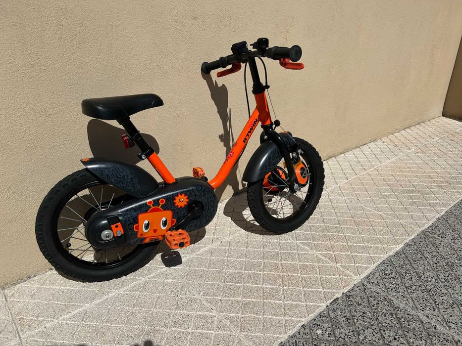Bicicleta infantil B`Twin 14'' Decathlon c/rodinhas