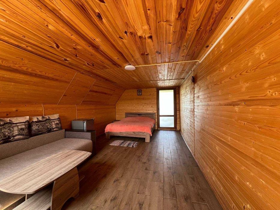 Продаж земельної ділянки 115сот з відпочинковим комплексом, с. Вовчухи