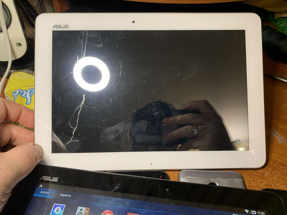 Планшеты Asus, Medion Lifetab