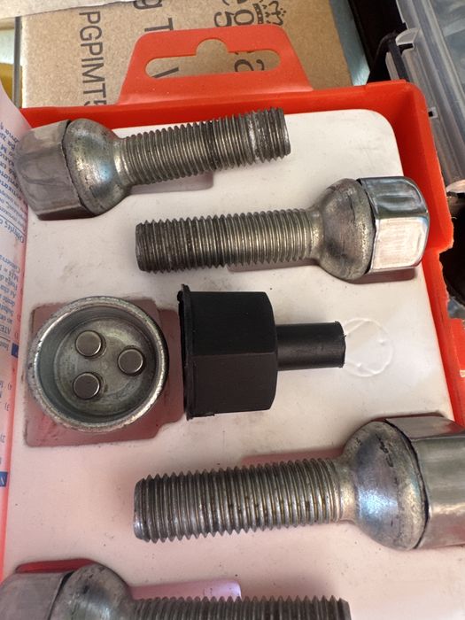 Porcas segurança auto