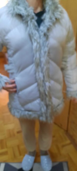 kurtka ciepła szara z futerkiem sztucznym