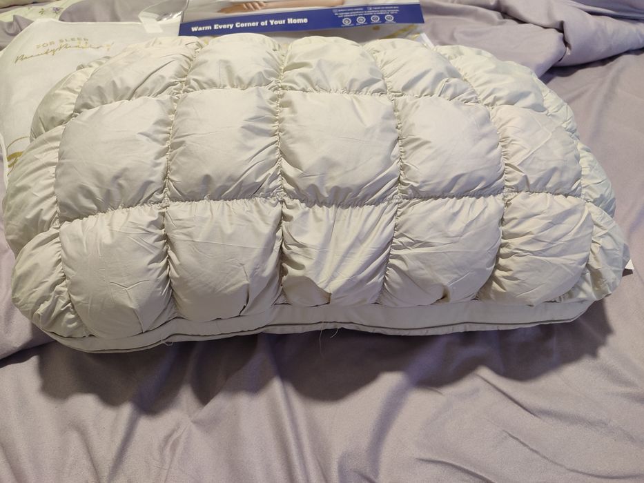 Подушка Malloory Home 50x70 см, колір пудра, б/у