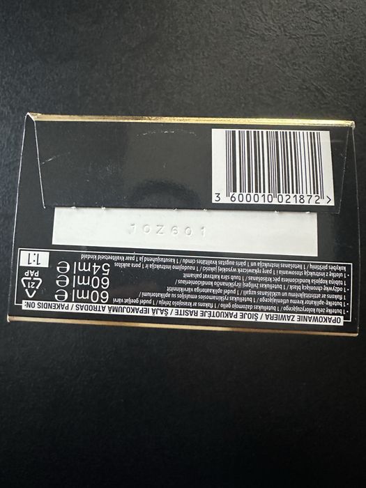 Farba do włosów L’Oreal Preference 9.1 jasny popielaty blond