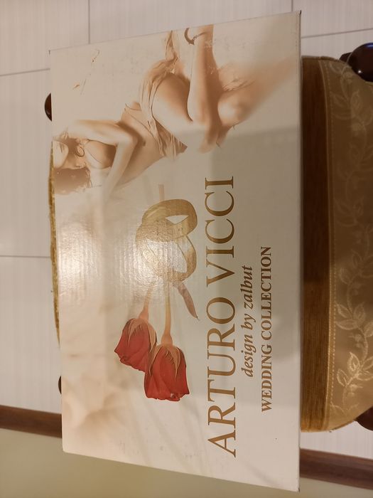 Buty ślubne ekri, wizytowe rozm. 34,35,36