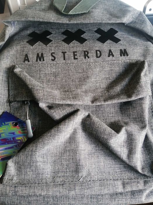 Mochila Amsterdam nova