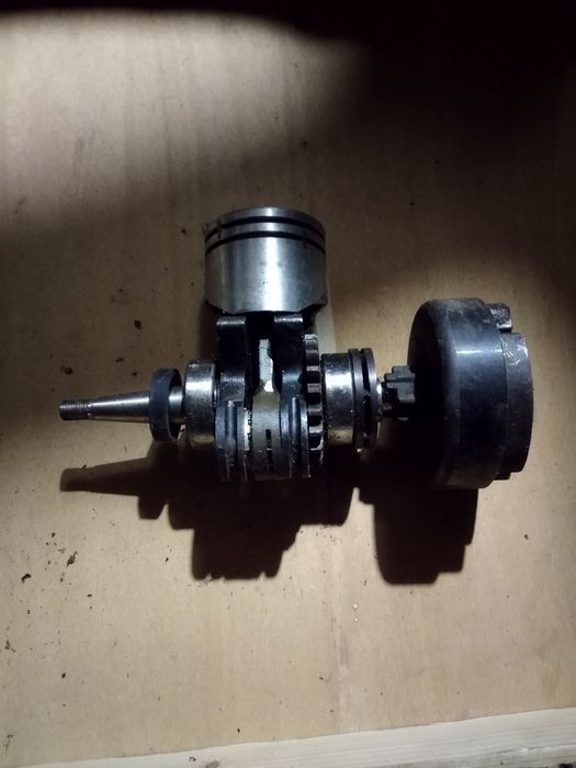 Продам запчастини до бензопили