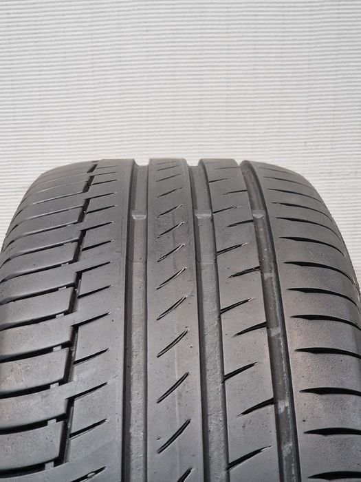 2 Pneus 235/55R19 CONTINENTAL Semi Novos