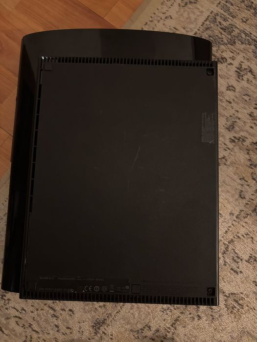 Vendo/ Troco PS3 500gb + comando + 9 jogos