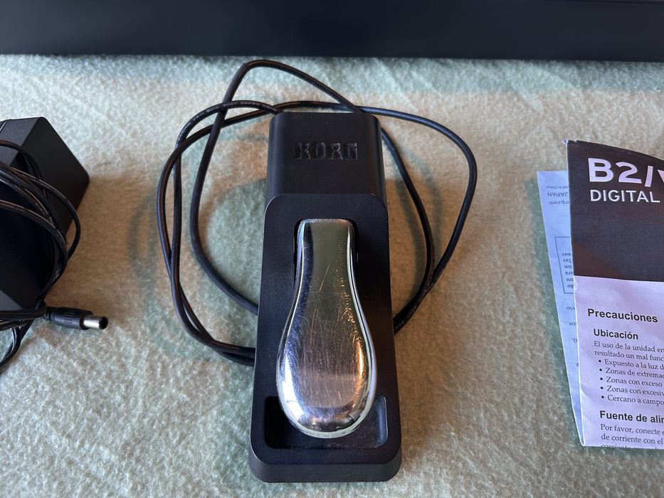 Piano digital Korg B2