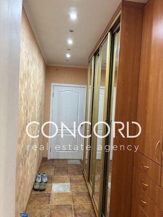 Дарниця, ДВРЗ. Продам 1к Алматинська вул., 39-А