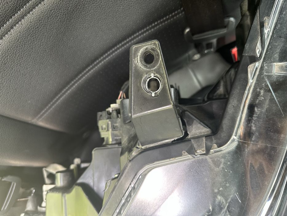 Фара ліва Mazda CX5 2022+