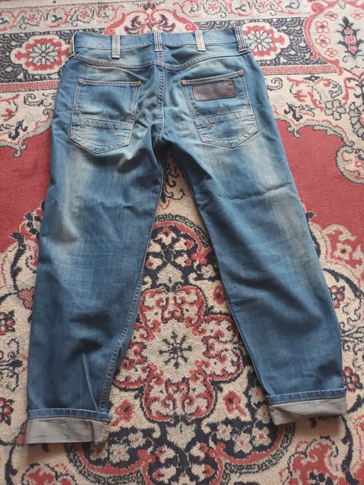 Spodnie męskie jogery wrangler rozm L
