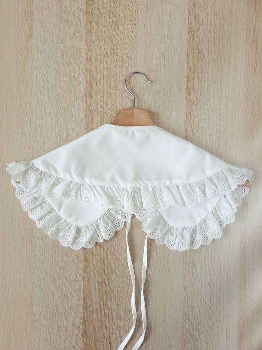 Biały Haftowany Falbaniasty Kołnierzyk Doczepiany Odczepiany Fałszywy